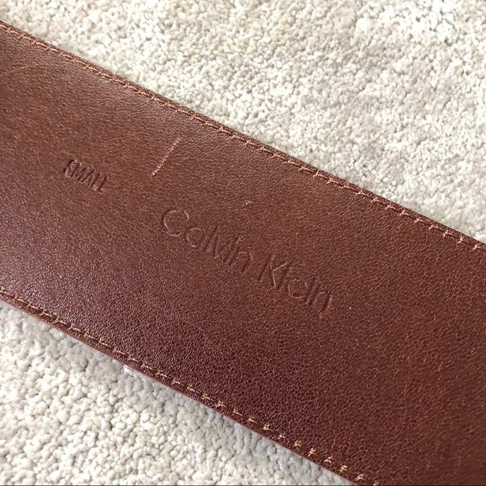 Vintage Calvin Klein leather bag and matching belt - Picture 10 of 15